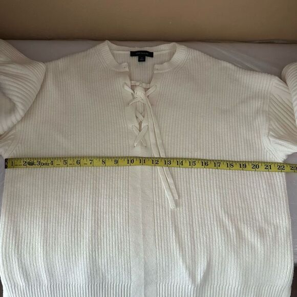 Ann Taylor Lace Up Sweater Size Medium - Picture 8 of 11